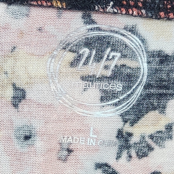 Maurices 24/7 Pretty Floral Vneck Tank - Picture 10 of 10